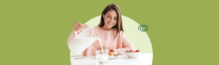 Oat Milk vs Almond Milk: Which is Better for Your Weight Loss Journey